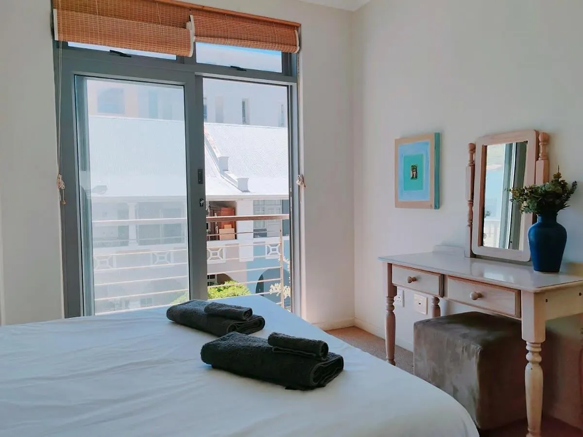 The Waves Empire Apartment Muizenberg Holiday home