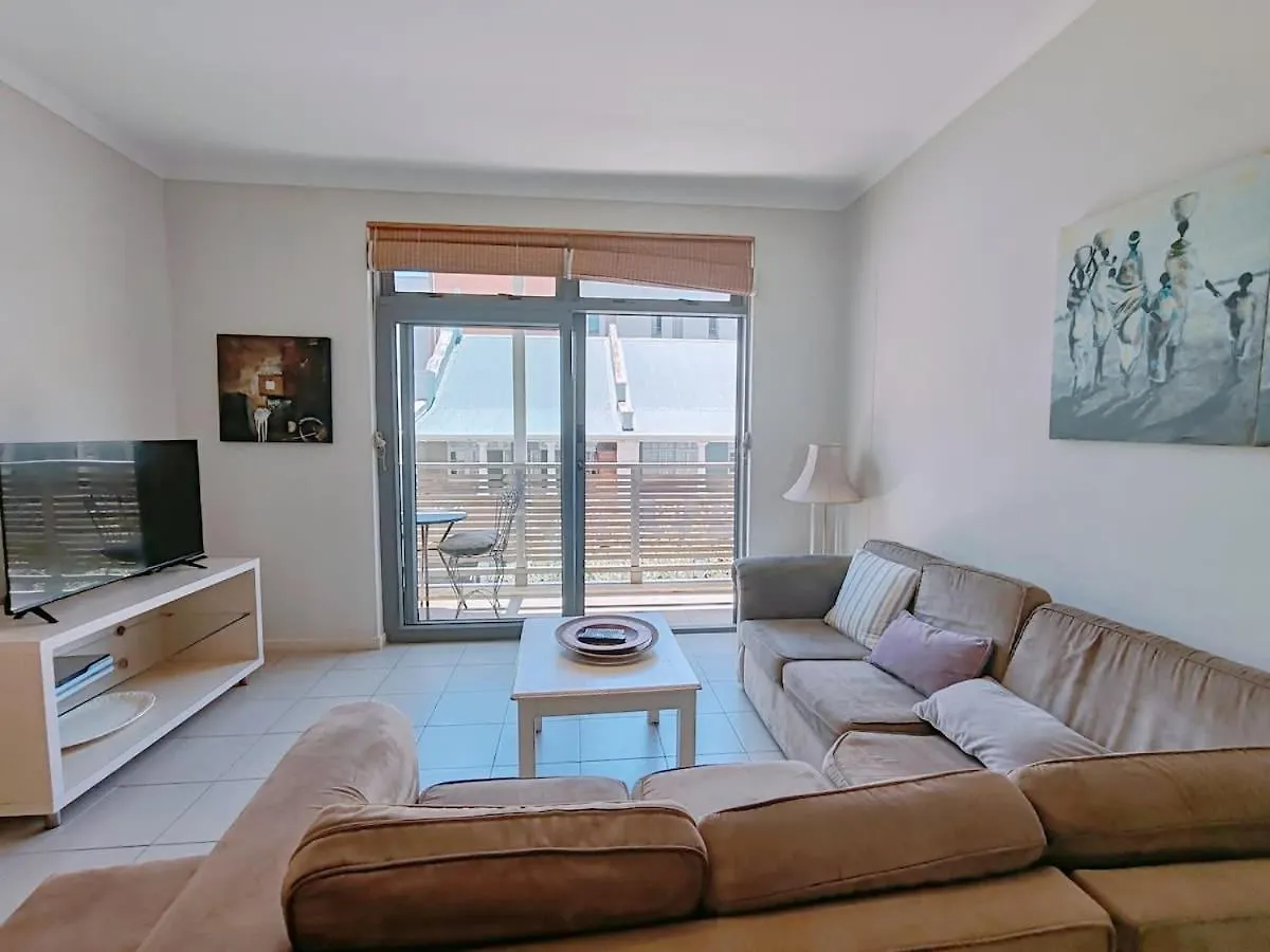 The Waves Empire Apartment Muizenberg 0*,